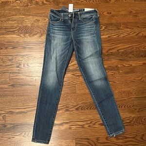 American Eagle Outfitters Jegging. Size 4. NWT.